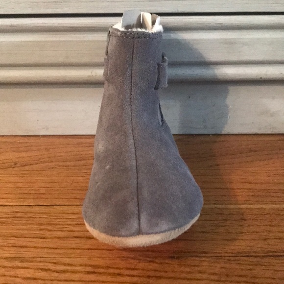 NWT Robeez Gwen Grey Boots US 6 - Picture 2 of 7